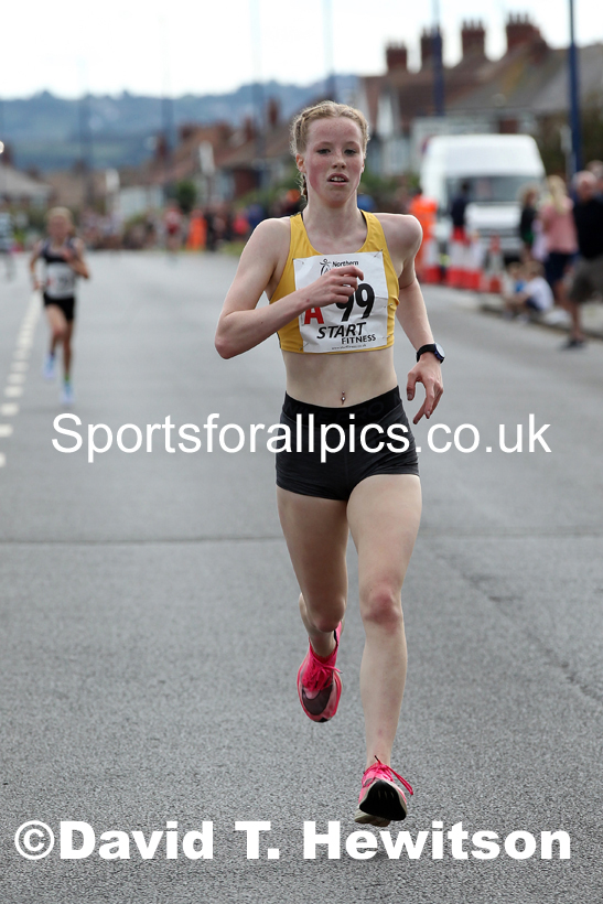 Girls under-15s 2021 Northern 6 and 4 Stage and Young Athletes Road Relays, Redcar. Photo: David T. Hewitson/Sports for All Pics